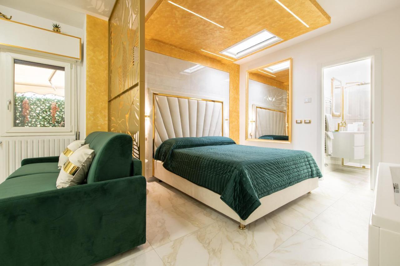 Fashion Apartment Gold Bologna With Jacuzzi & Car Garage Exterior foto
