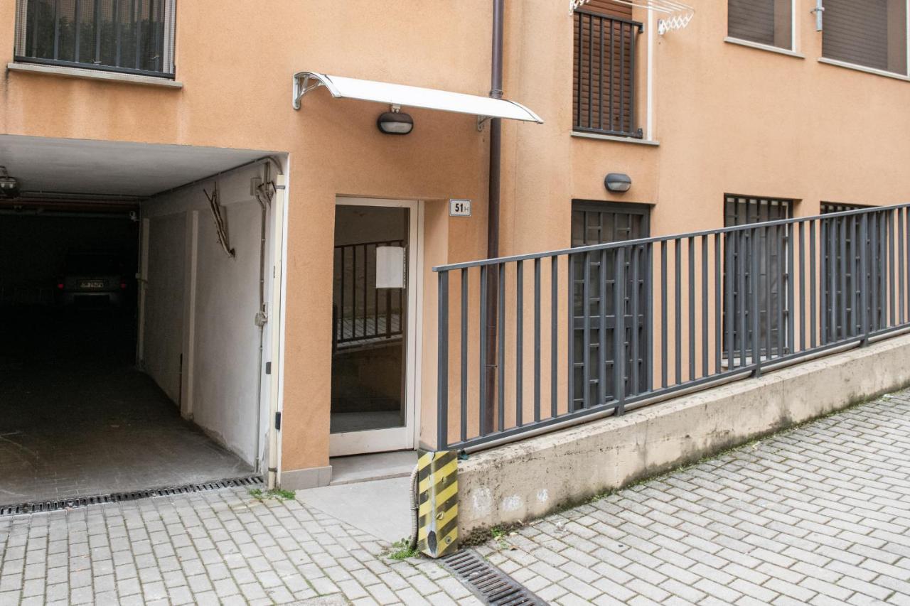 Fashion Apartment Gold Bologna With Jacuzzi & Car Garage Exterior foto
