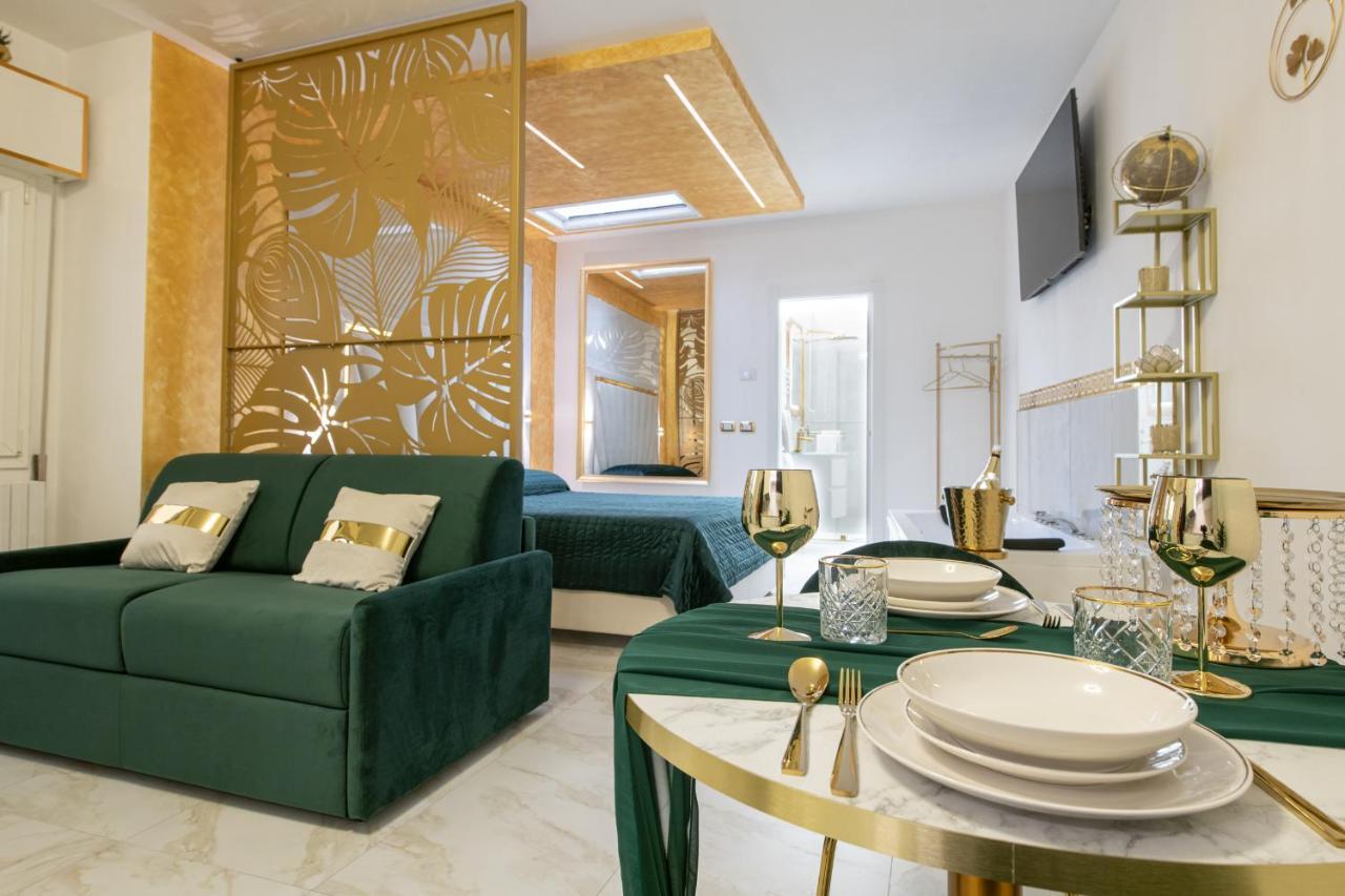 Fashion Apartment Gold Bologna With Jacuzzi & Car Garage Exterior foto